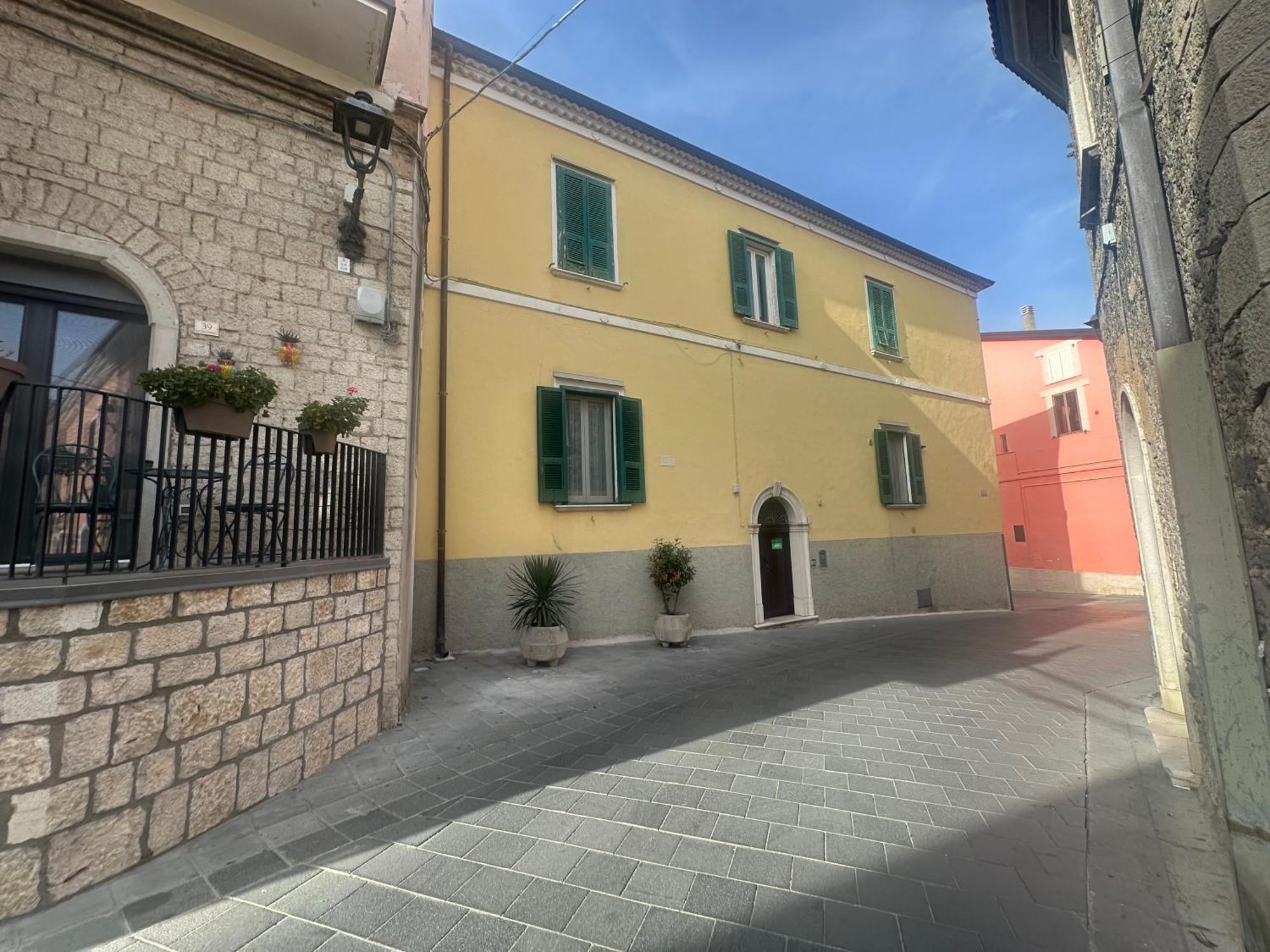 Da Zia Sisina - Dimora Storica Lägenhet Barile Exteriör bild